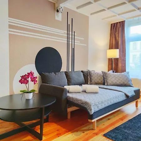 Exclusive South Central Apartment